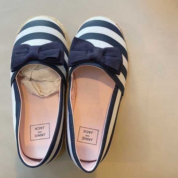 Janie & Jack Colorblock Boat Shoes sz 4c – Me n Mommy To Be NEW! Janie and Jack shoes.